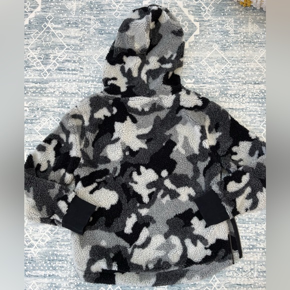 Pull over jacket - Picture 2 of 6